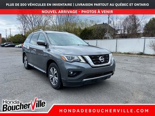 Nissan Pathfinder SV 2017 à Terrebonne, Québec - 3 - w320h240px