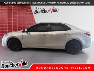 2016 Toyota Corolla LE in Terrebonne, Quebec - 3 - w320h240px