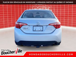 2017 Toyota Corolla LE in Terrebonne, Quebec - 5 - w320h240px