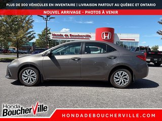 Toyota Corolla SE 2017 à Terrebonne, Québec - 3 - w320h240px