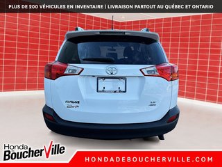 2015 Toyota RAV4 LE in Terrebonne, Quebec - 5 - w320h240px