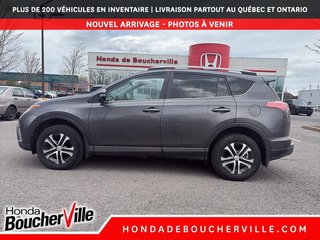 Toyota RAV4 LE 2017 à Terrebonne, Québec - 3 - w320h240px