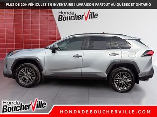 2020 Toyota RAV4 LE in Terrebonne, Quebec - 3 - w320h240px