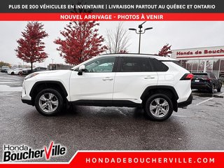 Toyota RAV4 Hybrid LE 2022 à Terrebonne, Québec - 3 - w320h240px