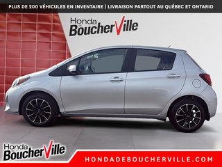 2017 Toyota Yaris LE in Terrebonne, Quebec - 3 - w320h240px
