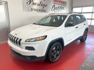 Jeep CHEROKEE  2015 à Montmagny, Québec - 2 - w320h240px