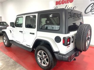 Jeep UNLIMITED SAHARA  2021 à Montmagny, Québec - 3 - w320h240px