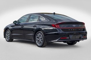 2023 Hyundai Sonata PREFERRED **JAMAIS ACCIDENTÉ+ in Charlemagne, Quebec - 4 - w320h240px