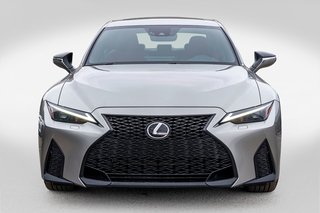 2021 Lexus IS 300 F SPORT AWD **JAMAIS ACCIDENTÉ+CUIR ROUGE+NAV** in Charlemagne, Quebec - 2 - w320h240px