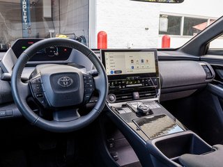 2025 Toyota bZ4X LE **JAMAIS ACCIDENTÉ+CAMÉRA+CARPLAY** in Saint-Jérôme, Quebec - 6 - w320h240px