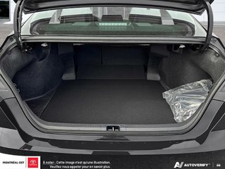 2025 Toyota Camry Hybrid XLE AWD in Charlemagne, Quebec - 6 - w320h240px