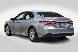 Toyota Camry LE 2020 à Saint-Jérôme, Québec - 4 - w320h240px