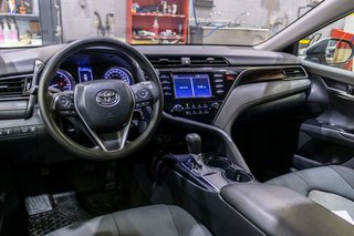 Toyota Camry LE 2020 à Saint-Jérôme, Québec - 6 - w320h240px
