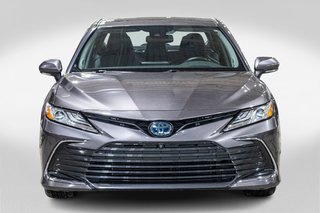 Toyota Camry Hybrid XLE 2021 à Charlemagne, Québec - 2 - w320h240px