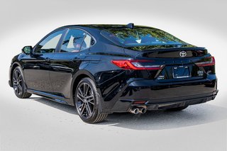Toyota Camry Hybride XSE **CUIR ROUGE+TOIT PANO+19PO+JBL+CAMÉRA 360** 2025 à Charlemagne, Québec - 4 - w320h240px