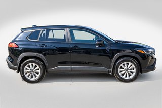 Toyota COROLLA CROSS LE **JAMAIS ACCIDENTÉ+CARPLAY+CAMÉRA+MAG** 2022 à Charlemagne, Québec - 5 - w320h240px