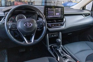 Toyota COROLLA CROSS LE **JAMAIS ACCIDENTÉ+CARPLAY+CAMÉRA+MAG** 2022 à Charlemagne, Québec - 6 - w320h240px