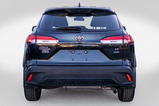 2022 Toyota Corolla Cross LE AWD **JAMAIS ACCIDENTÉ+CARPLAY+CAMÉRA+MAG** in Charlemagne, Quebec - 4 - w320h240px
