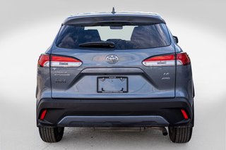 2022 Toyota Corolla Cross LE AWD **JAMAIS ACCIDENTÉ+CARPLAY+CAMÉRA+MAG** in Charlemagne, Quebec - 5 - w320h240px