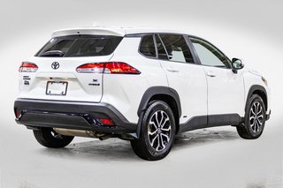 Toyota Corolla Cross hybride 2023 à Charlemagne, Québec - 5 - w320h240px