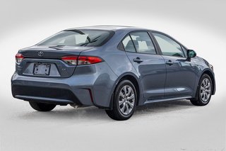 2021 Toyota Corolla LE **JAMAIS ACCIDENTÉ+CARPLAY+SIÈGES CHAUFFANTS** in Charlemagne, Quebec - 6 - w320h240px