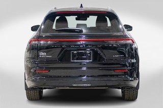 2025 Toyota Crown Signia Limited in Charlemagne, Quebec - 5 - w320h240px