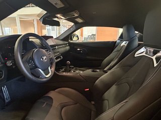 2024  GR Supra 3.0L Premium MT in Charlemagne, Quebec - 6 - w320h240px