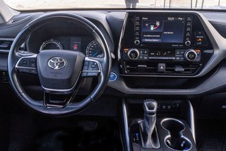 2020 Toyota Highlander Hybride LE **JAMAIS ACCIDENTÉ+CAMÉRA+8 PASSAGERS** in Charlemagne, Quebec - 6 - w320h240px