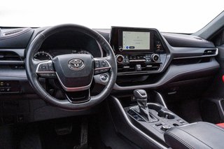 Toyota Highlander XSE **JAMAIS ACCIDENTÉ+CUIR ROUGE+TOIT+MAG 20PO** 2023 à Charlemagne, Québec - 6 - w320h240px