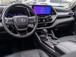 2024 Toyota Highlander PLATINUM **JAMAIS ACCIDENTÉ+CUIR+TOIT PANO+JBL** in Charlemagne, Quebec - 6 - w320h240px