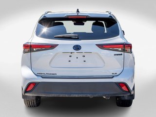 2024 Toyota Highlander Hybride XLE NIGHTSHADE **CUIR+TOIT+MAG NOIR+CARPLAY** in Charlemagne, Quebec - 5 - w320h240px
