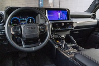 Toyota Land Cruiser **JAMAIS ACCIDENT**RARE**CUIR+TOIT+CARPLAY+MAG** 2024 à Charlemagne, Québec - 6 - w320h240px