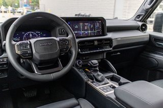 Toyota Land Cruiser Premium 2025 à Charlemagne, Québec - 6 - w320h240px