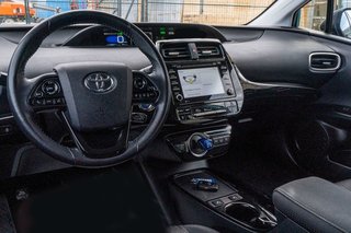 2021 Toyota Prius Prime **HYBRIDE BRANCHABLE**JAMAIS ACCIDENTÉ** in Charlemagne, Quebec - 6 - w320h240px