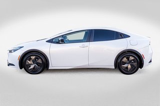 2024 Toyota Prius Prime SE **HYBRIDE BRANCHABLE**JAMAIS ACCIDENTÉ** in Charlemagne, Quebec - 3 - w320h240px