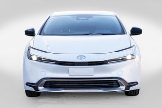 2024 Toyota Prius Prime SE **HYBRIDE BRANCHABLE**JAMAIS ACCIDENTÉ** in Charlemagne, Quebec - 2 - w320h240px