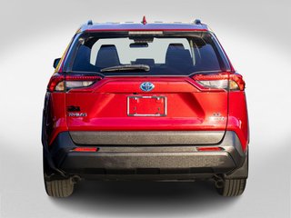 2020 Toyota RAV4 Hybride LE AWD **CARPLAY, MAG, CAMÉRA** in Charlemagne, Quebec - 4 - w320h240px