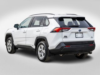 2021 Toyota RAV4 Hybride XLE AWD **JAMAIS ACCIDENTÉ+TOIT+MAG+CAMÉRA** in Charlemagne, Quebec - 4 - w320h240px