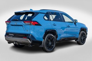 Toyota RAV4 Hybride SE AWD **TOIT+MAG+CAMÉRA+CARPLAY** 2022 à Saint-Jérôme, Québec - 5 - w320h240px
