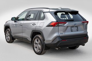Toyota RAV4 Hybride LE **JAMAIS ACCIDENTÉ+CAMÉRA+CARPLAY+MAG** 2023 à Charlemagne, Québec - 4 - w320h240px