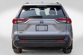 Toyota RAV4 Hybride LE **JAMAIS ACCIDENTÉ+CAMÉRA+CARPLAY+MAG** 2023 à Charlemagne, Québec - 5 - w320h240px