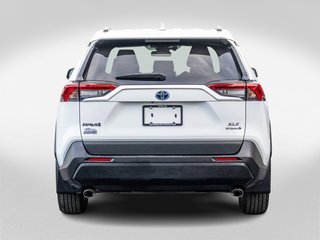 2023 Toyota RAV4 Hybride XLE AWD **JAMAIS ACCIDENTÉ+TOIT+CARPLAY+MAG** in Saint-Jérôme, Quebec - 5 - w320h240px