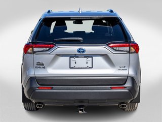 2024 Toyota RAV4 Hybride XLE **JAMAIS ACCIDENTÉ+TOIT+MAG+CARPLAY+CAMÉRA** in Saint-Jérôme, Quebec - 4 - w320h240px