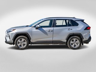 2024 Toyota RAV4 Hybride XLE **JAMAIS ACCIDENTÉ+TOIT+MAG+CARPLAY+CAMÉRA** in Saint-Jérôme, Quebec - 3 - w320h240px