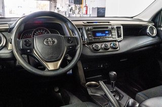 Toyota RAV4 LE AWD **JAMAIS ACCIDENTÉ+SIÈGES CHAUFANTS+CAMÉRA* 2015 à Charlemagne, Québec - 6 - w320h240px
