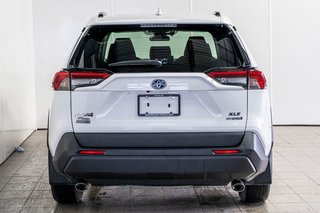 Toyota RAV4 Hybride XLE AWD **JAMAIS ACCIDENTÉ** TOIT+MAG+CARPLAY 2019 à Charlemagne, Québec - 5 - w320h240px