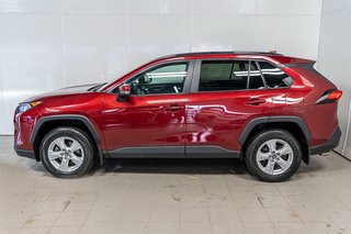 2020 Toyota RAV4 *UN SEUL PROPRIETAIRE**BAS KILO* in Charlemagne, Quebec - 3 - w320h240px