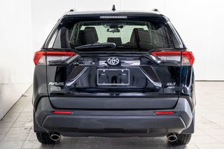 2020 Toyota RAV4 XLE PREMIUM **JAMAIS ACCIDENTÉ** CUIR+TOIT+19PO in Charlemagne, Quebec - 5 - w320h240px