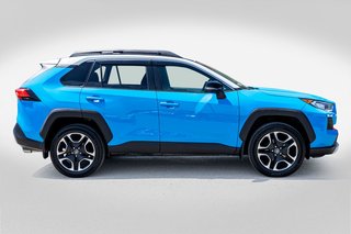 2020 Toyota RAV4 TRAIL **JAMAIS ACCIDENTÉ+CUIR+TOIT+19PO+3500LBS** in Charlemagne, Quebec - 6 - w320h240px