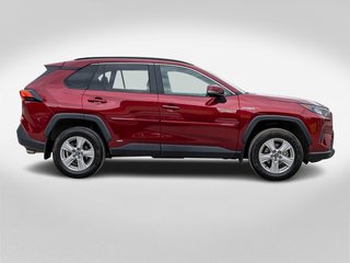 2020 Toyota RAV4 Hybride LE AWD**JAMAIS ACCIDENTÉ + CARPLAY + CAM in Saint-Jérôme, Quebec - 6 - w320h240px